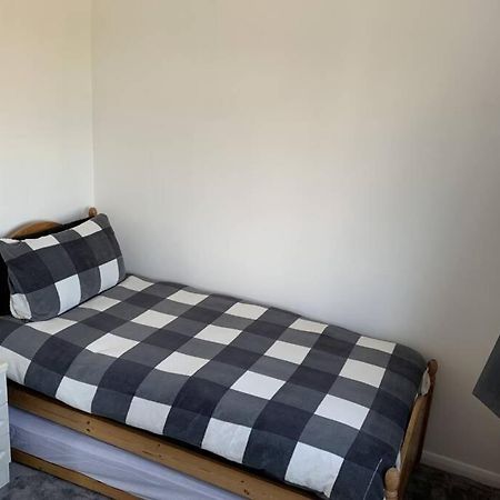 5 Bedroom House With Outdoor Space アップミンスター エクステリア 写真