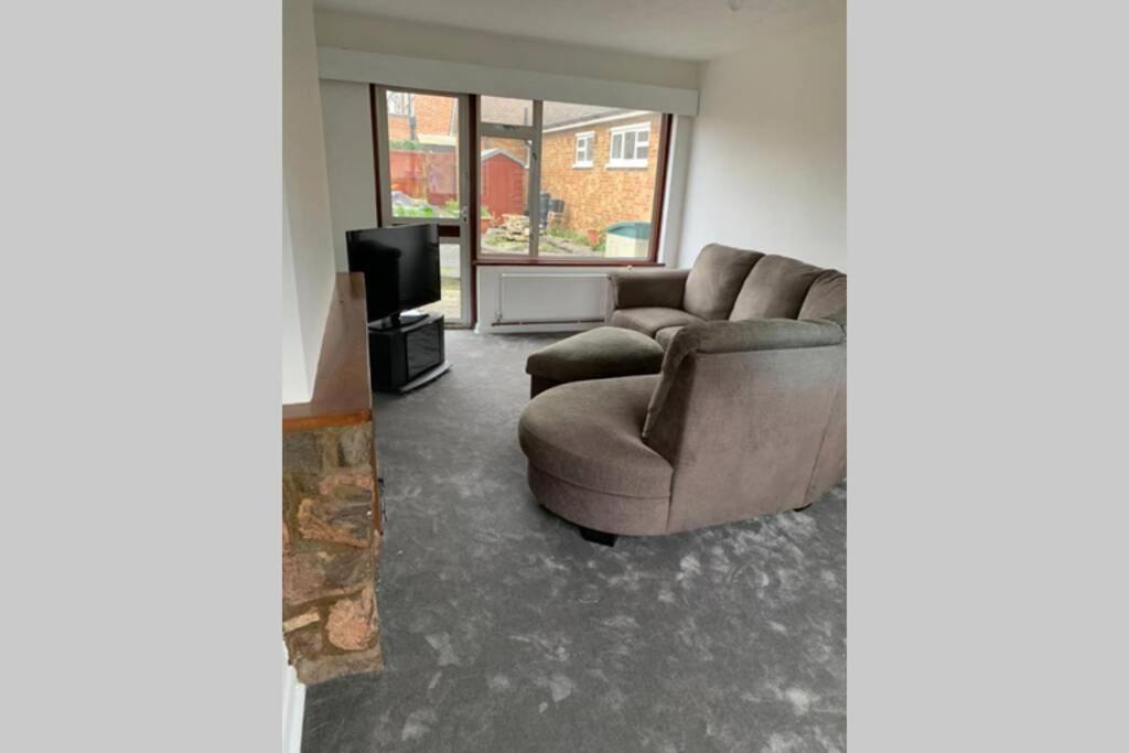 5 Bedroom House With Outdoor Space アップミンスター エクステリア 写真